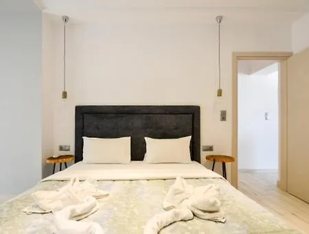 Zinozis Apartment *